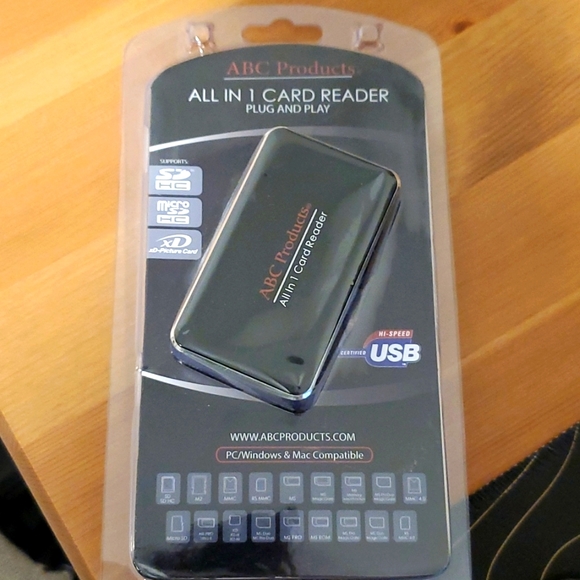 BRAND NEW ABC ALL IN 1 CARD READER - Picture 1 of 2